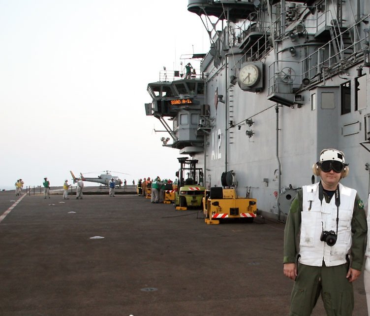 GuiWiltgen's tweet image. Great times on-board aircraft carrier São Paulo (A 12) ⚓️🇧🇷
#NAeSãoPaulo #BNSSãoPaulo #Foch #aircraftcarrier #Obelix