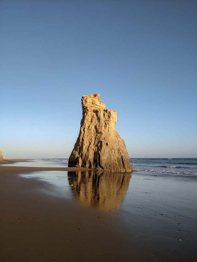 PakLonglive's tweet photo. The Serenity of Buji-Koh Sapat Beach | Balochistan https://t.co/J2AECBu96J #ExplorePakistan https://t.co/m4MDiIjSyA
