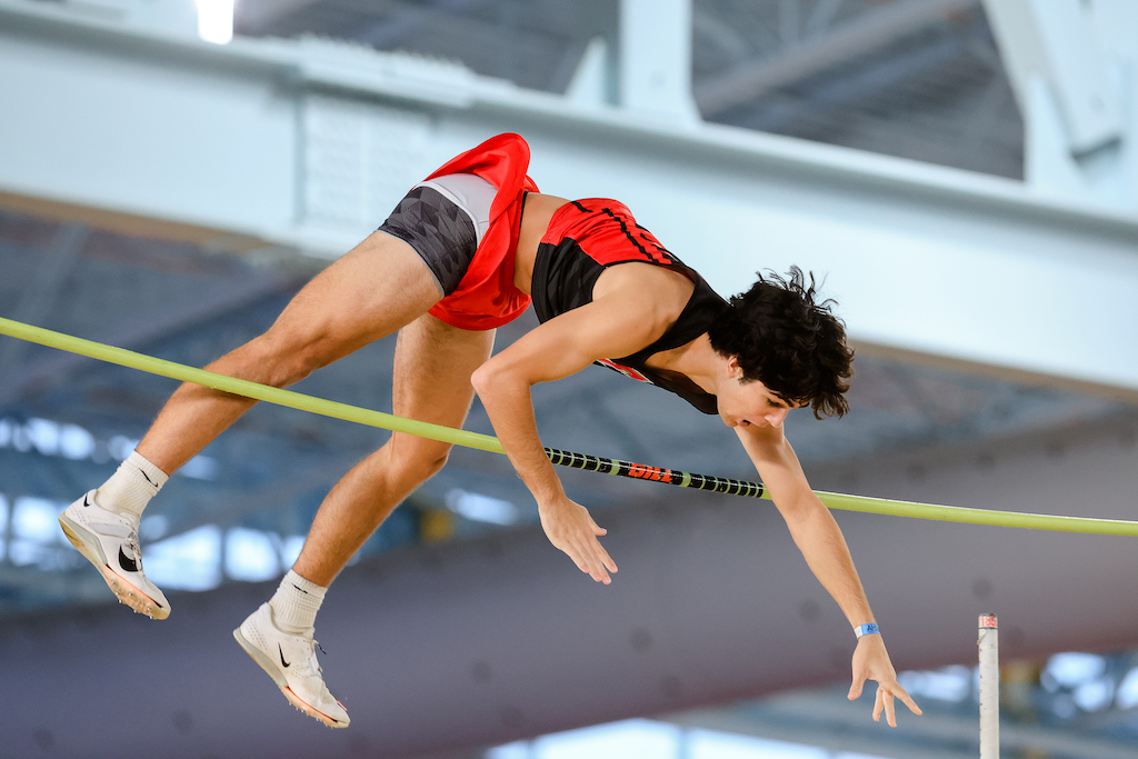 AlecEtheredgeSC's tweet photo. Chelsea's Cady McPhail won three individual champions and was part of four titles at this year's 7A State Meet, while Thompson had three individual athletes win titles. Oak Mountain and Spain Park both saw success as well. 

Story/Photos: https://t.co/WXSdQRmPEJ https://t.co/KsfrcycxMl