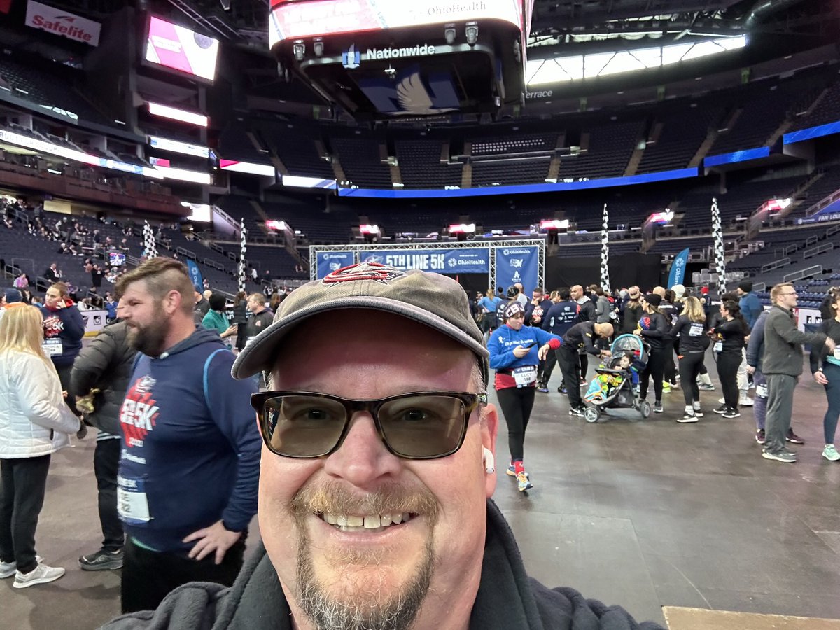 StraitChris's tweet photo. A lot of fun! Apple Watch measured under 3 miles; should be 3.1 miles. Who am I to argue with the race organizer? 1st 5K. Not bad for a 50 something guy 17 months from hip replacement surgery. Next year Iβll do better. @BlueJacketsNHL, @OhioHealth @M3SSports #5thLine5K #CBJ! https://t.co/9psTrtgJFI