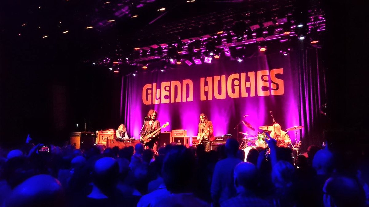 GH_Tourography's tweet photo. #OnThisDay in 2017, Glenn Hughes @glenn_hughes played LIVE @podiumBoerderij in Zoetermeer, #NETHERLANDS 🇳🇱 #GlennHughes #RESONATE https://t.co/9r9XqPPR0B