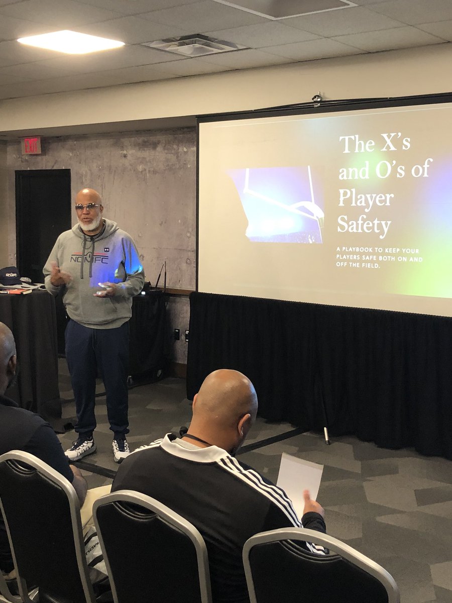 Right now in the Morgan Stanley Room (Innovation) we have Marty McNair from @JMFoundation_ hosting The X’s and O’s of Player Safety session.

#CoalitionConvention
#JoinTheCoalition
#PreparePromoteProduce