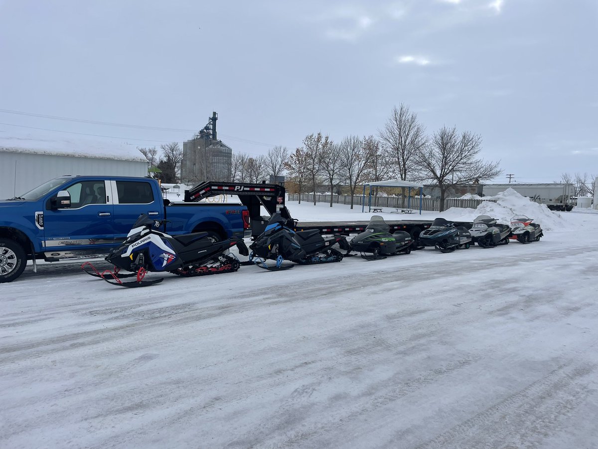 AustinSundeen's tweet image. The Sundeen’s have arrived #braaap