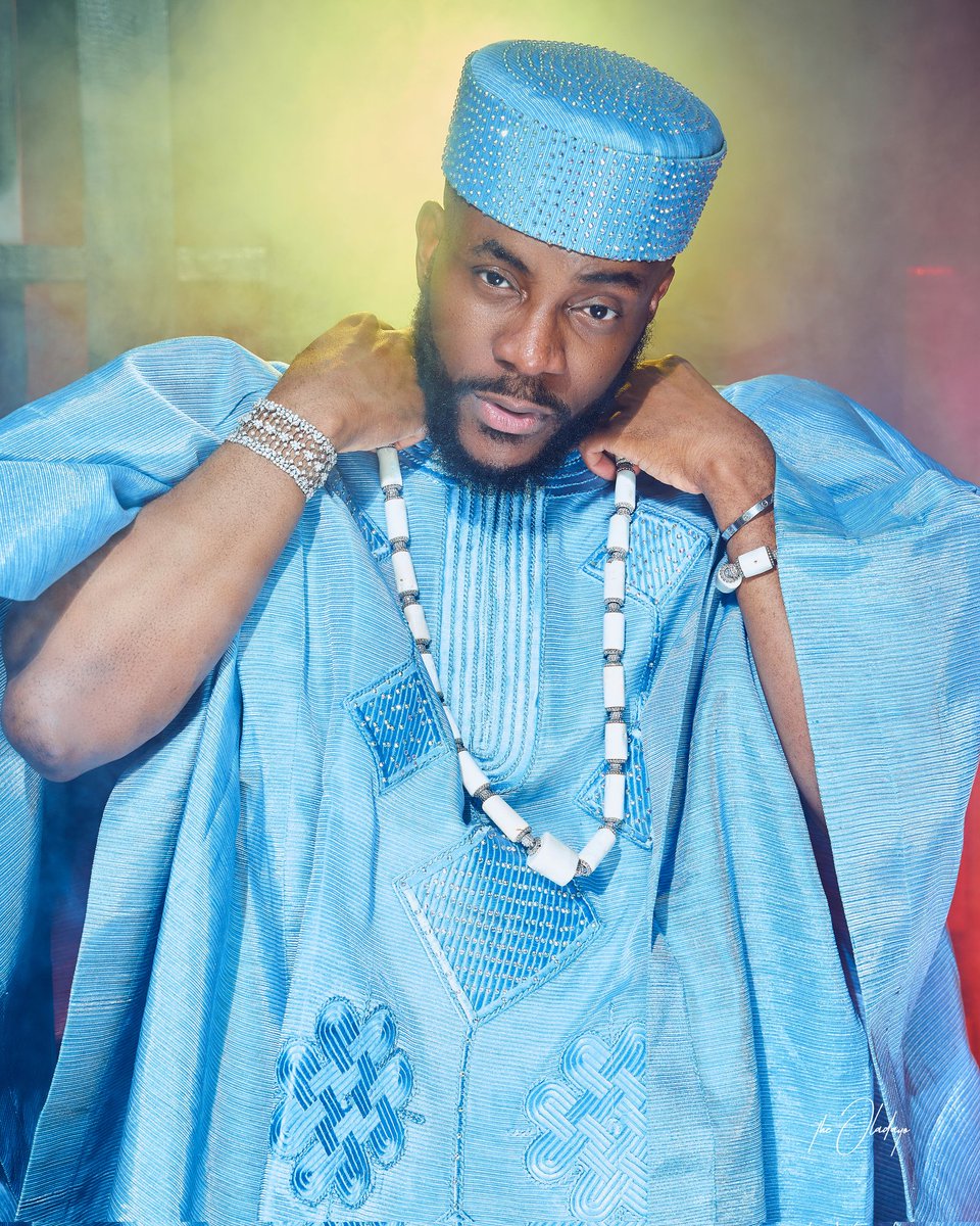 theoladayo's tweet photo. Yoruba ______ 😇👿 🔥🔥
@ebuka in @deco_d29 for #BBTitans

#Photography by #theOladayo https://t.co/2iT4EBiulV