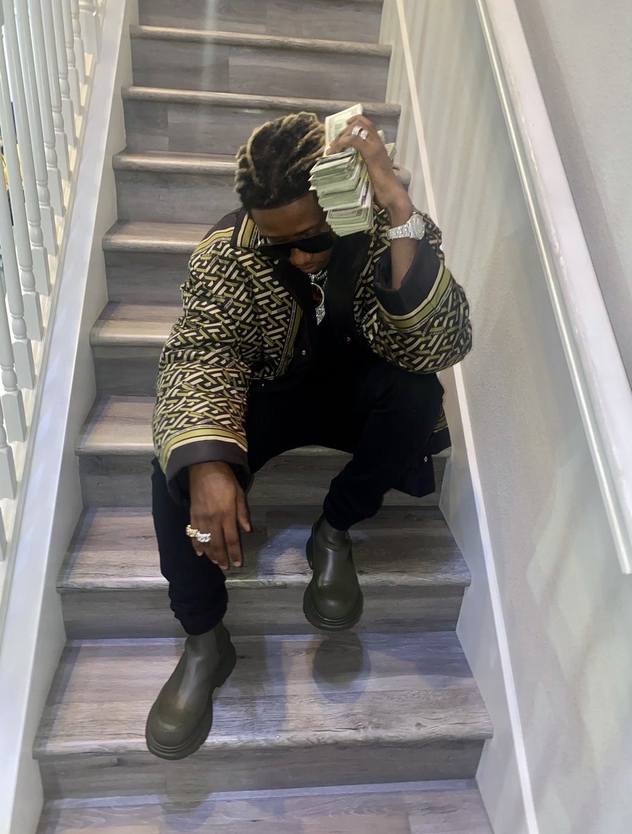 100KTrack tweet media