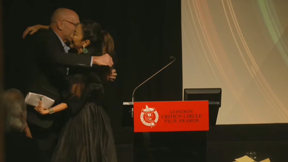 Searchlight Pictures UK (@searchlightuk) on Twitter photo "Danny Boyle, you will always be the sunshine of my life."
- Sunshine star Michelle Yeoh and director Danny Boyle at this year's <a href="/londoncritics/">UK Critics' Circle</a> Film awards. ❤️ "Danny Boyle, you will always be the sunshine of my life."
- Sunshine star Michelle Yeoh and director Danny Boyle at this year's <a href="/londoncritics/">UK Critics' Circle</a> Film awards. ❤️