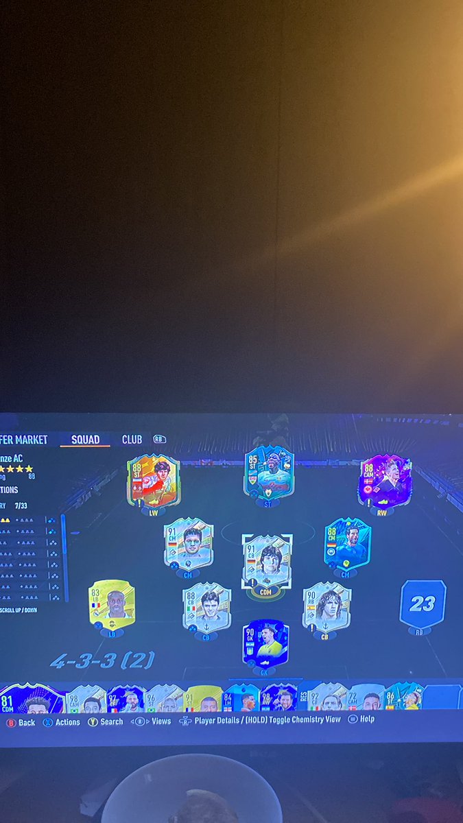 mrgreenpenguinn's tweet photo. @FutSheriff How can I upgrade, I have 100k https://t.co/fPxOk6awDc