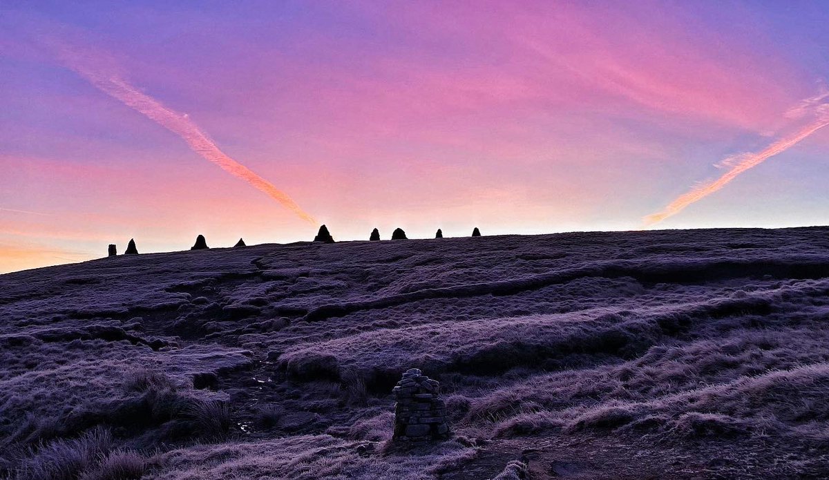 oldcrofthouse's tweet photo. Our New Year tradition of watching sunrise from Nine Standards may have been a little delayed but it was well worth the wait…
#FullMoon #SnowMoon #setthealarm #kirkbystephen #frostymorning #winterwalks @VisitEden @NorthPennAONB #watchingsunrise #YorkshireDalesNationalPark https://t.co/cQjC2OptAM