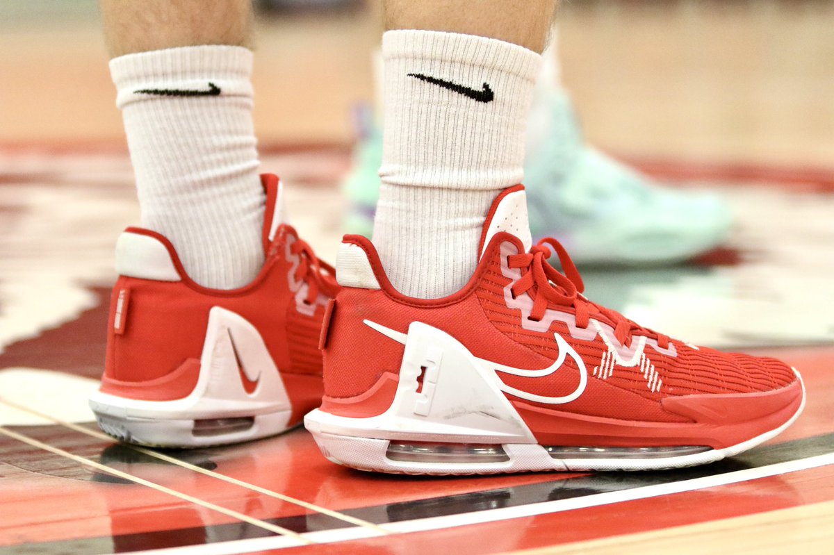 MoonTigersBB's tweet photo. Two and a half weeks is TOO long for some new #KicksCam content from us 👟
So we thought an all 🔴 themed day would be fitting. More to come later today at the game! https://t.co/8ICagYXnwh