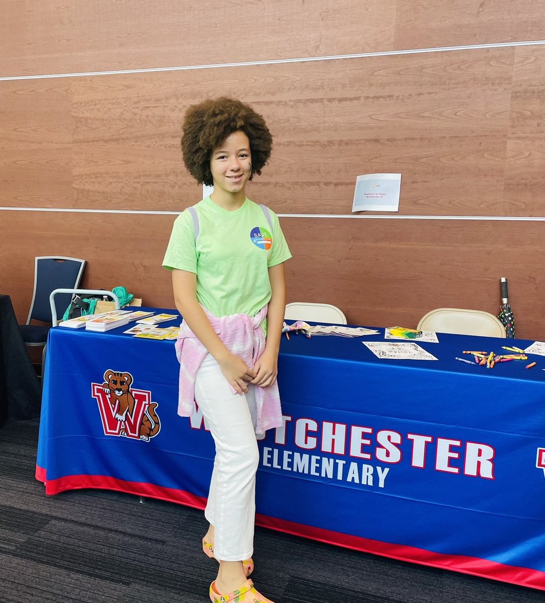 caringcouns_kbk's tweet photo. Yesterday at the Choose Peace Day of Kindness event. Some of the SAVE Promise ambassadors represented Westchester Elementary with so much pride😉🌻 #SAVEPromiseClub #bcpsElemSAVE #NATIONALSAVE #newschester https://t.co/KWEcEWNkQ7