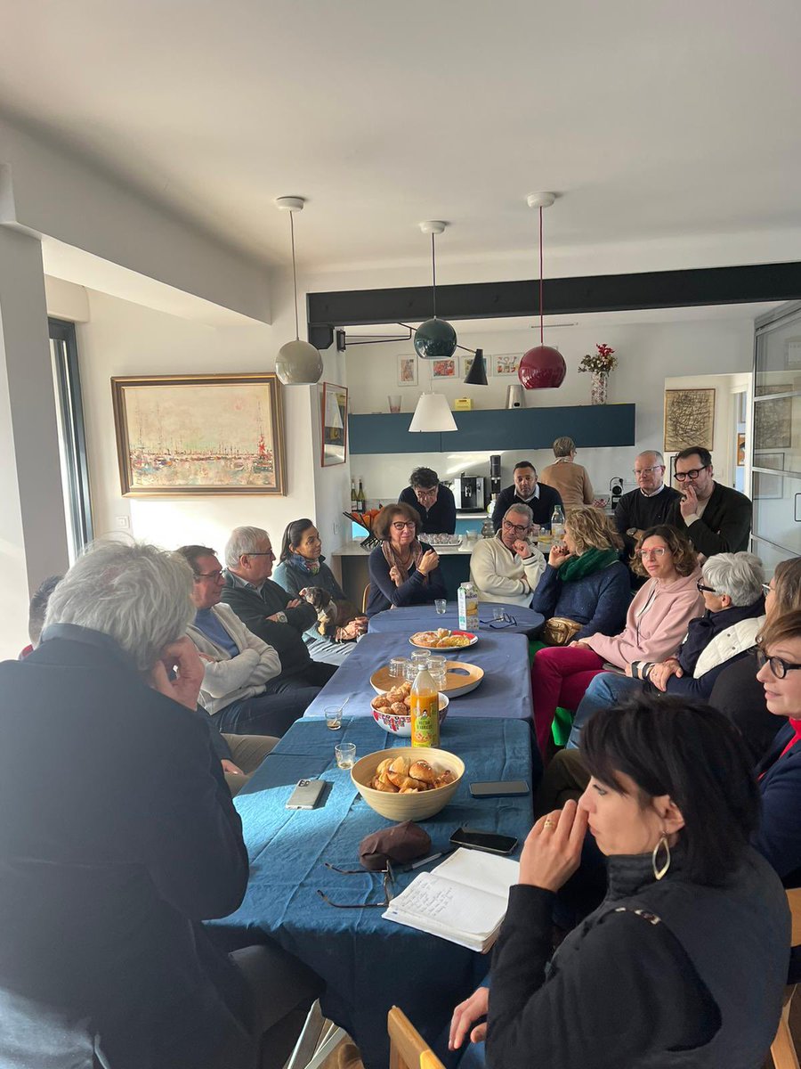 HorizonsArles's tweet photo. @HorizonsArles s est réuni ce we.
Un moment convivial et constructif. https://t.co/VRWQnGNWtu