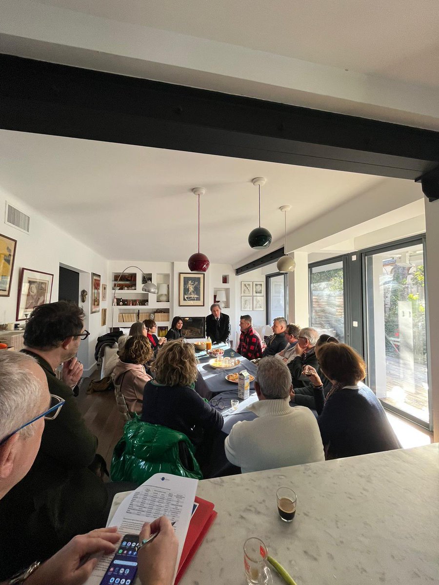 HorizonsArles's tweet photo. @HorizonsArles s est réuni ce we.
Un moment convivial et constructif. https://t.co/VRWQnGNWtu