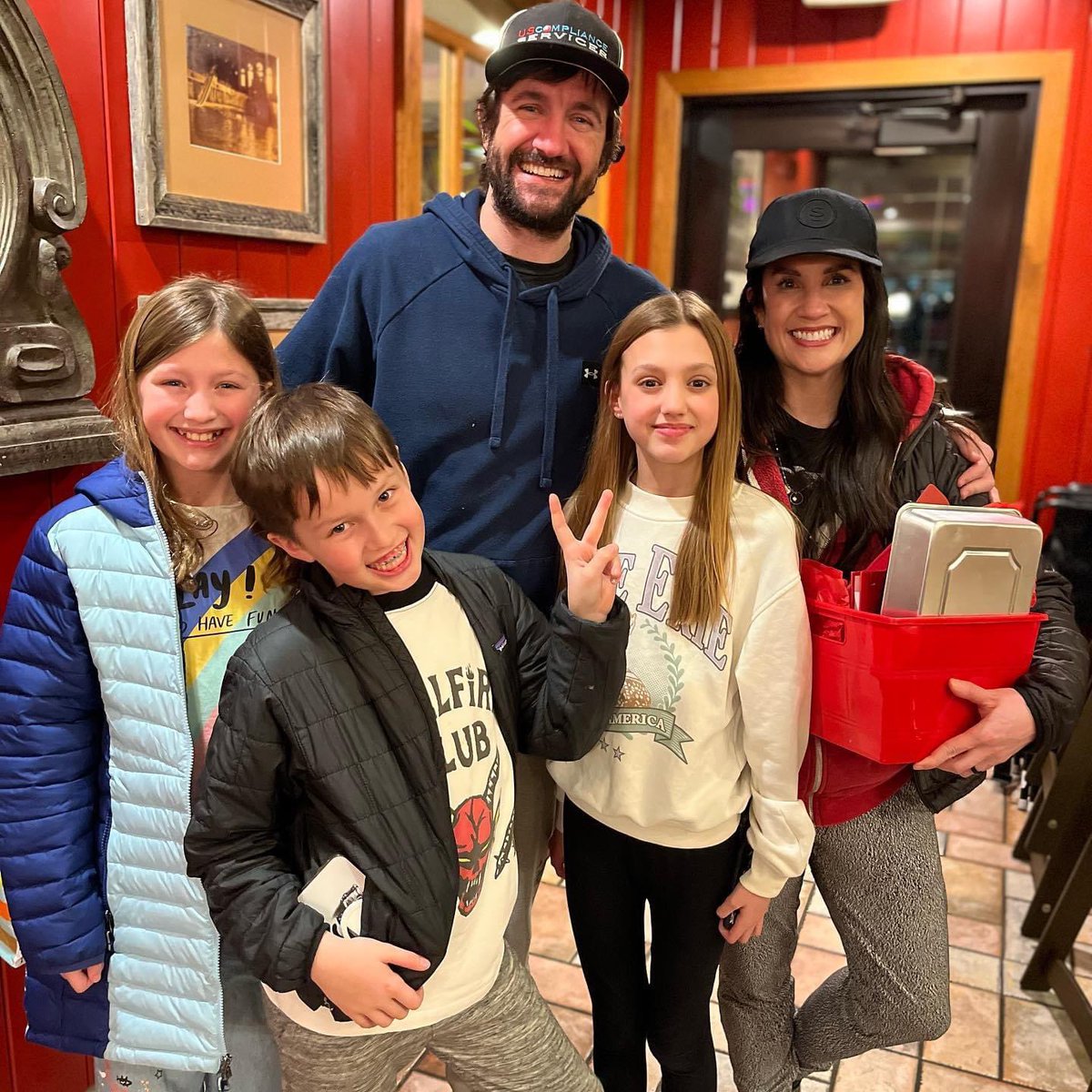 PandaMania tweet media