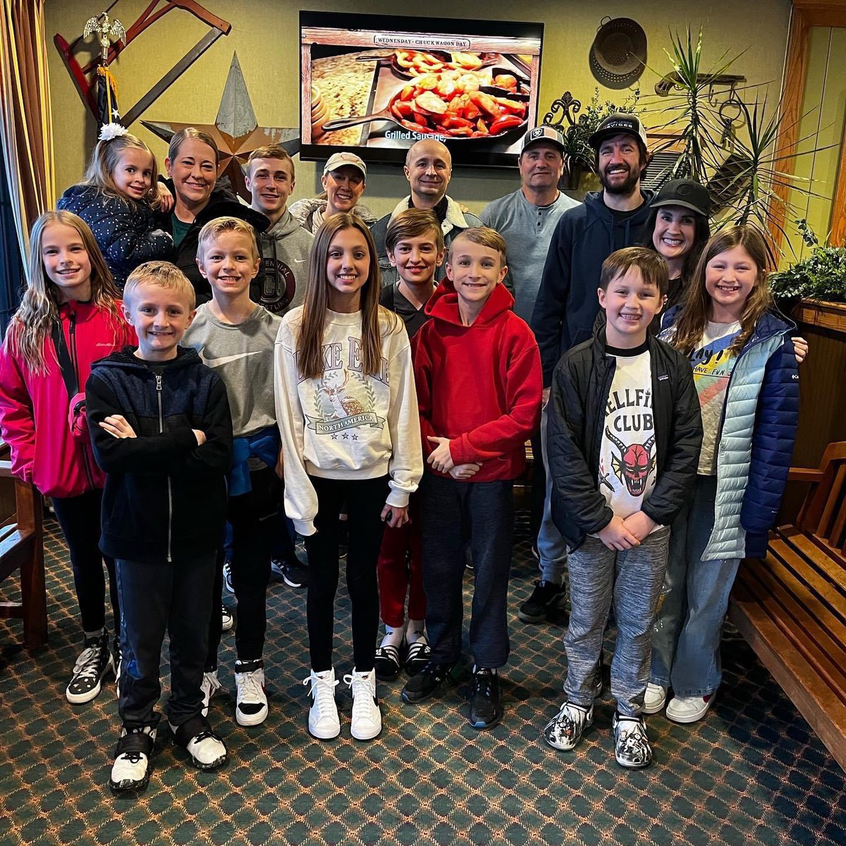 PandaMania tweet media