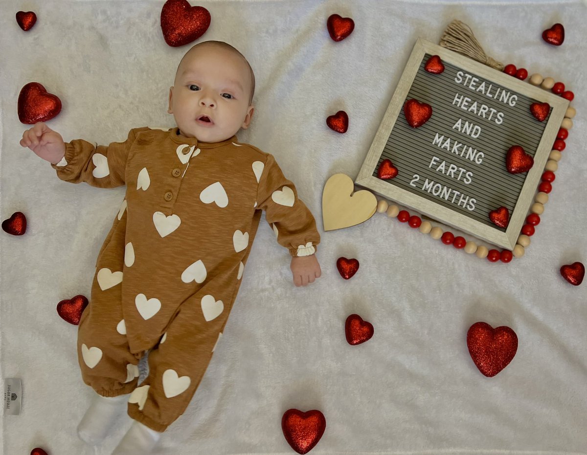 Boogie40_'s tweet photo. Happy 2 months of life to the most handsome baby I know🤷🏼‍♂️🤍 I love you buddy https://t.co/98wqFFFSsV