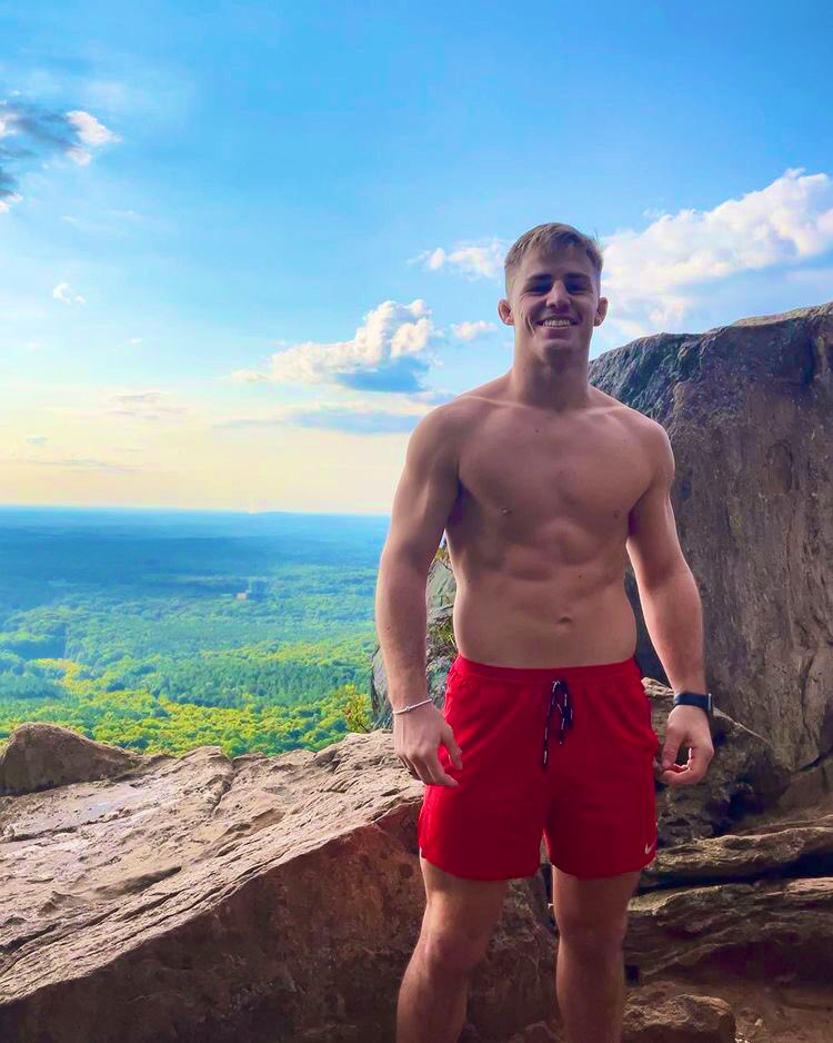 Str8_Vault's tweet photo. Needless to say, here’s what you can expect on the page 

• Hairy
• Kinky 
• Scruffy 
• Cheaters
• Hunky studs https://t.co/uInadC802S