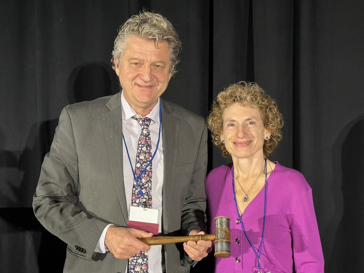 StanfordSurgery's tweet photo. The gavel has officially been passed to President @drdevirgilio ! Congratulations @sherrywren on an amazing meeting #PCSA2023 https://t.co/bd976lmYpG