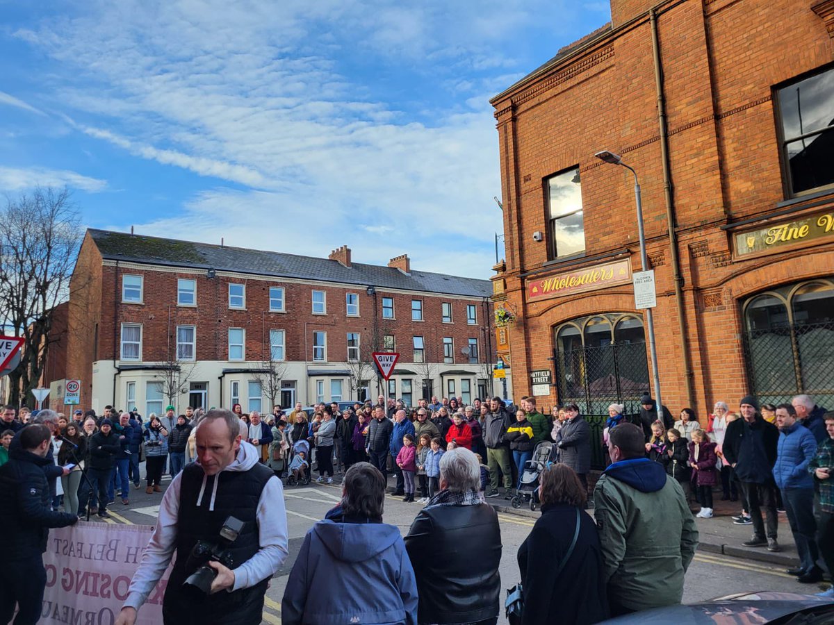The Ormeau Road community stands with the survivors and relatives of the Seán Graham’s massacre. I clearly remember, as if it was yesterday, walking past on my way to work as a barman in the Linenhall later on that fateful day. The legacy bill can’t hide the truth!