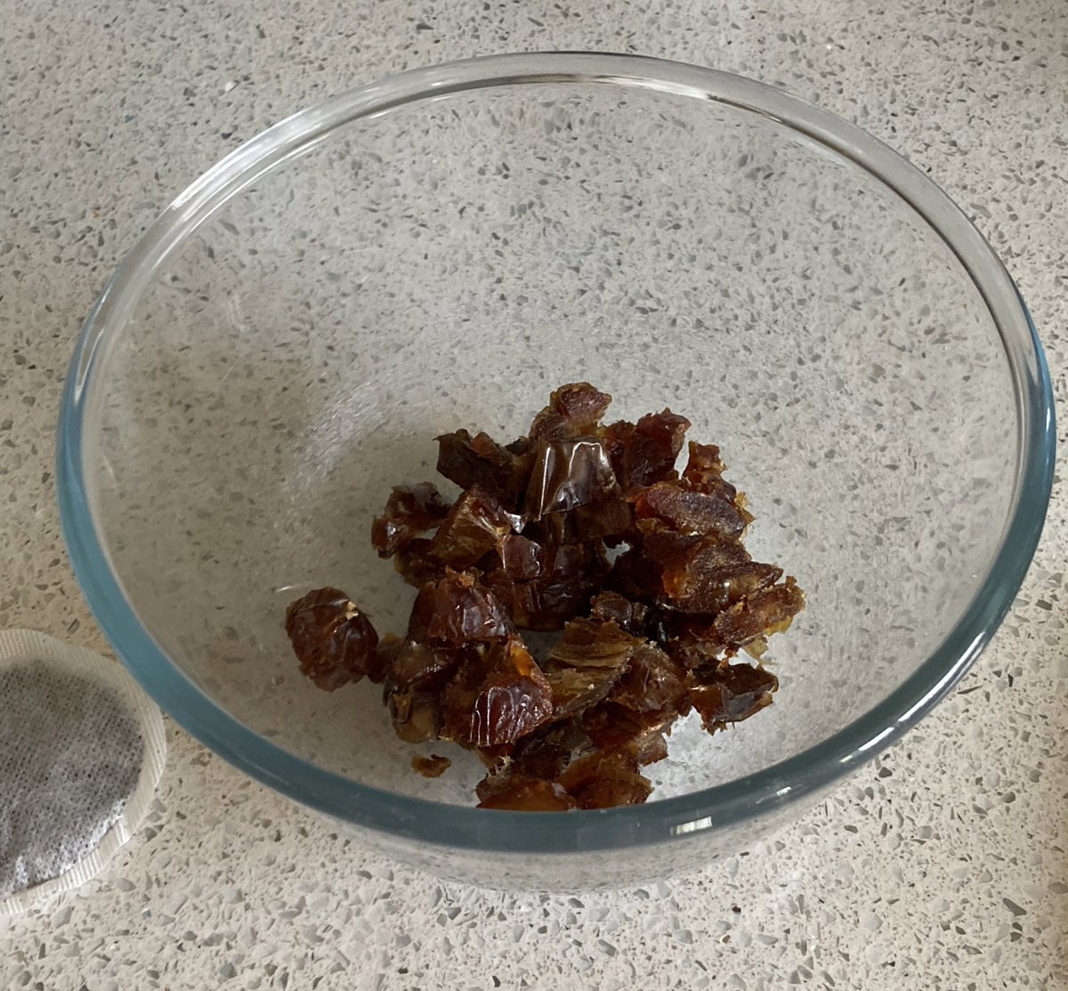 emmacook's tweet image. Sunday called for a homemade sticky toffee pudding using @jamesmartinchef recipe and scrumptious Medjool dates from @BumblesGG 🥰