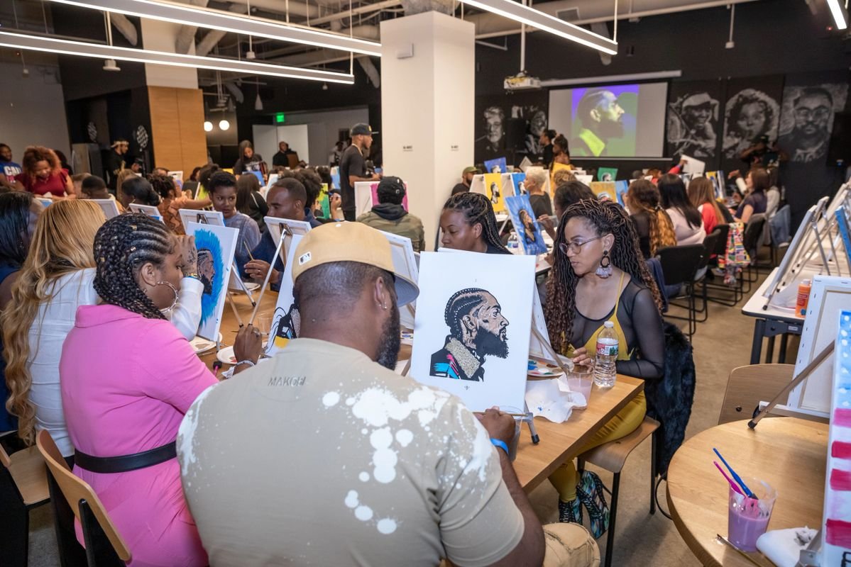 NeverLeveled's tweet image. Throwback some of the best paintings of Soul &amp;amp; Paint 
@NipseyHussle
 Edition, Hosted by 
@KeenanChapman
 #SoulNPaint #SoulAndPaint #NipseyHussle #ArtistKeenanChapman #NeverLeveled #NeverLeveledTV