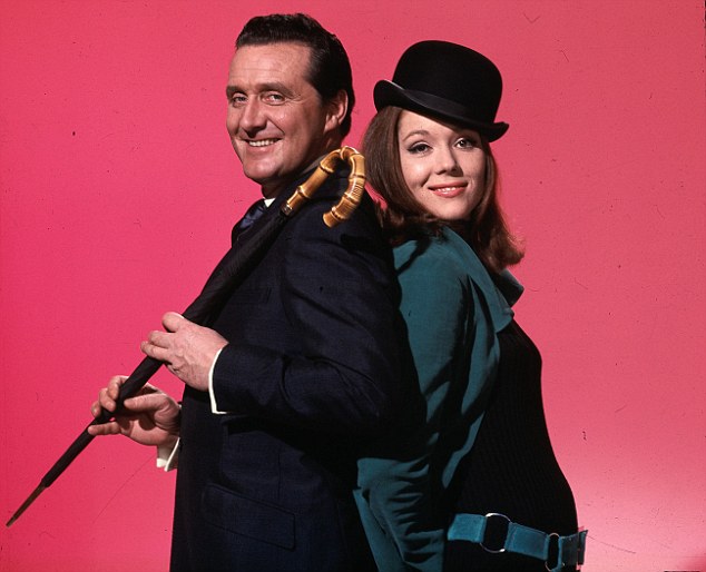 Born 6 Feb 1922, actor Patrick Macnee. He starred in the TV drama series 'The Avengers' which ran from 1961 to 1969, opposite a succession of glamorous female partners: Honor Blackman, Diana Rigg and Linda Thorson. #PatrickMacnee #TheAvengers