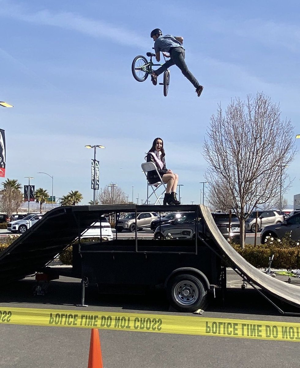 Ricardo_Laguna's tweet photo. Thank you Las Vegas for supporting 15 years of @landroverlv "After Christmas Helmet Giveaway"!
🪖
🪖
🪖 #landrover #actionsport #bmxshow #scootershow #scooterlife #scootertricks #pagent #missnevada #dancer #dancephotography @MissSilverState @TheRealDJOcho @BronsonBmx https://t.co/LI5fcroOUJ