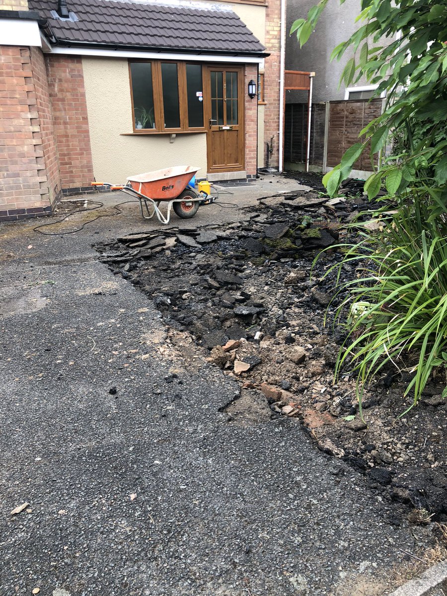 CountyCon's tweet photo. Old driveway removed and new one laid https://t.co/hfQpLShDm7