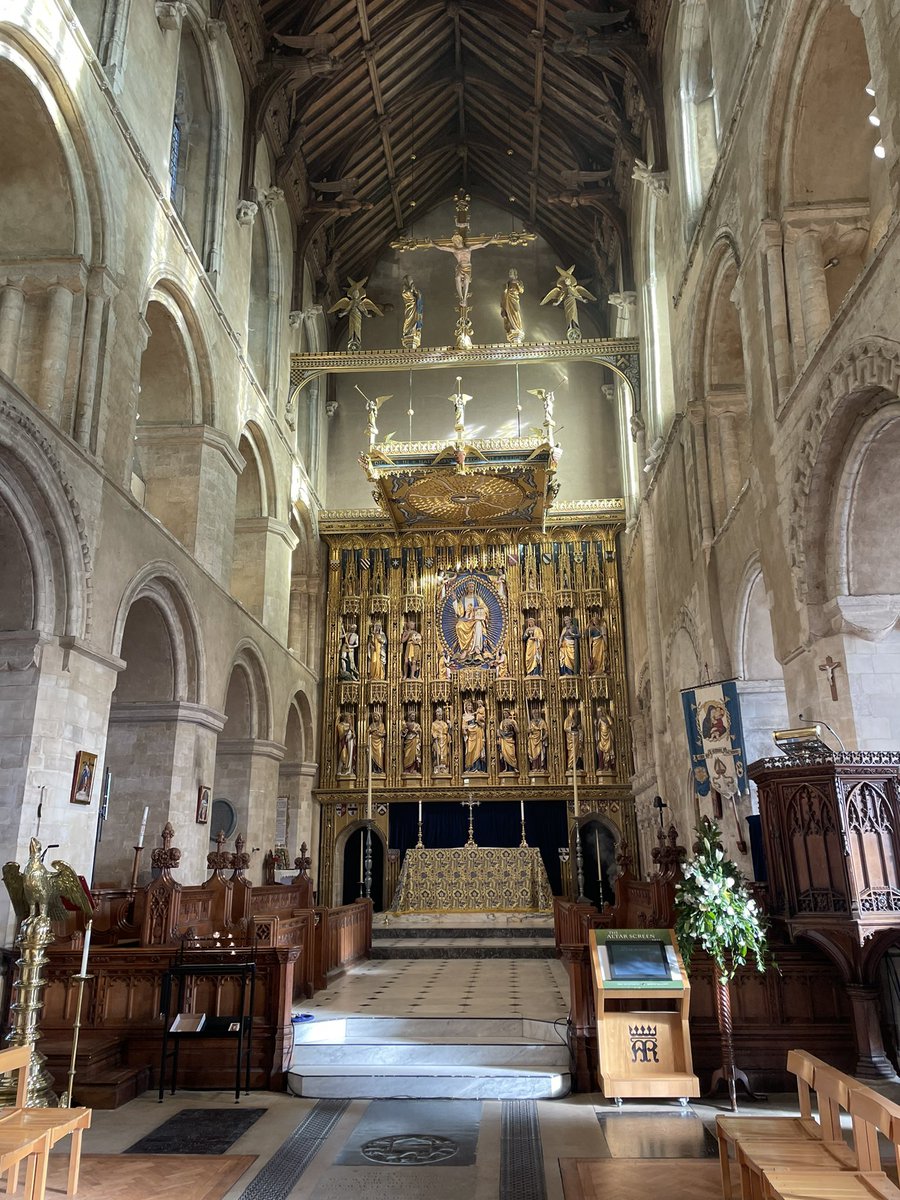 WymondhamCol's tweet photo. It was an honour to be invited by the Mayor of Wymondham and represent our College at the Civic Service held at the picturesque Wymondham Abbey today. It was wonderful to be part of thanking the people that serve our local town. https://t.co/kqD56IfSNj