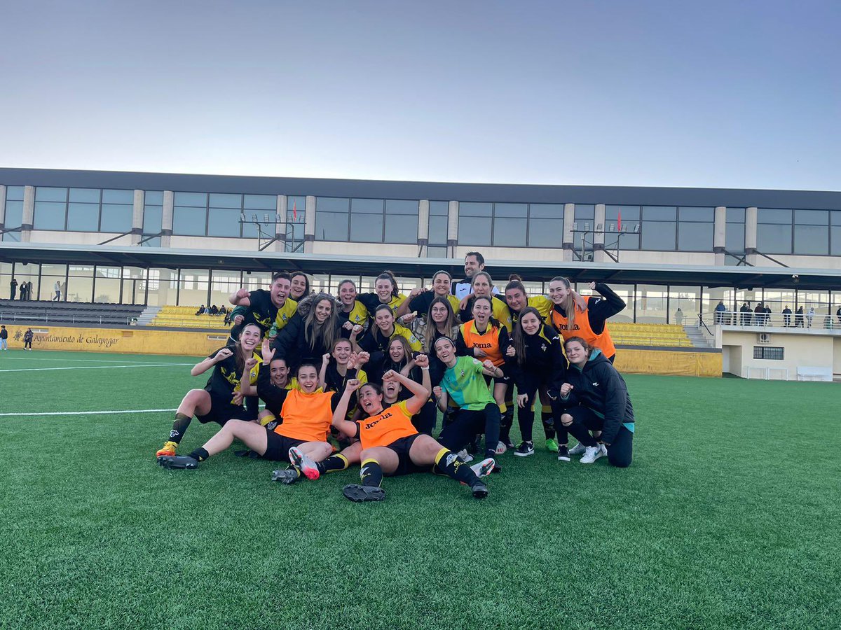 📝 PRIMER EQUIPO | CRÓNICA

<a href="/cdgalapagarfem/">C.D. Galapagar Femenino</a> 1️⃣-0️⃣ <a href="/ELC_Las_Rozas/">Electrocor Las Rozas C.F.</a> 

Partido muy igualado en el que nos adelantamos desde los 11 metros. Supimos sufrir y conseguir 3 puntos muy importantes.

⚽️ <a href="/beamartin10/">Bea Martín</a>

🔜¡VAMOS CON TODO!

#UnPuebloDosColoresUnaIlusión
#CDGalapagarFemenino💛🖤
