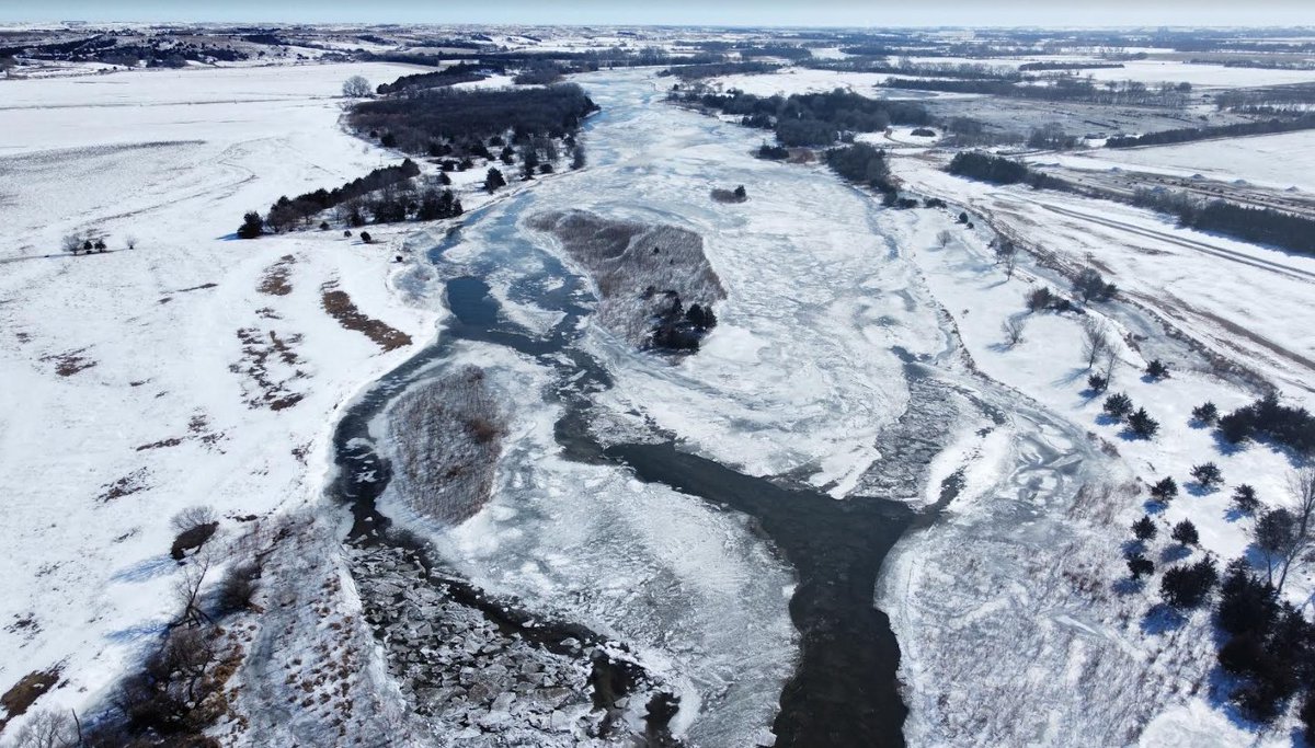 NWSHastings's tweet photo. With the warmer temps comes at least some risk of ice jam flooding along the Platte/Loup River systems. These pics today show river ice along the North Loup River near Elyria (courtesy Valley Co. EM Scott Philbrick). If you observe any ice jam flooding please let us know! #NEwx https://t.co/LbrYDP1Vy2
