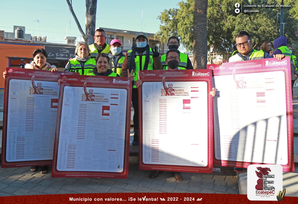 Ecatepec's tweet photo. Nuestro 📜 Bando Municipal es el documento que nos rige como entidad y enmarca nuestros derechos y obligaciones para procurar la óptima convivencia entre los #ecatepenses.

Por ello, este #5DeFebrero, se llevó a cabo la promulgación y difusión de este importante documento. https://t.co/FKndN1In2Z