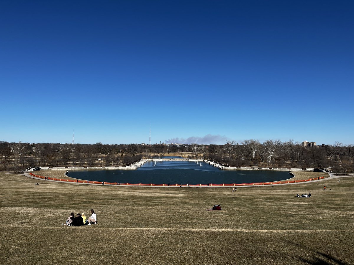 xelecbtower's tweet photo. Hello St. Louis https://t.co/WZOXGGNJO9