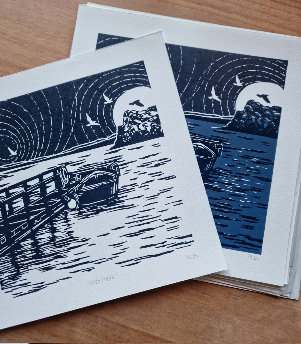 Evening #HandmadeHour my latest original linoprints are dry &amp; available in shop - this ones called "Night Flight" based on our Shetland travels 🖤
annabilykartist.etsy.com 
#shopindie #MHHSBD #Linocut #printing #printmaking #originalart #art #artistsontwitter #etsyshop