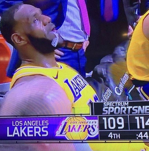 FoOoadvWAAA5ICt?format=jpg&name=small