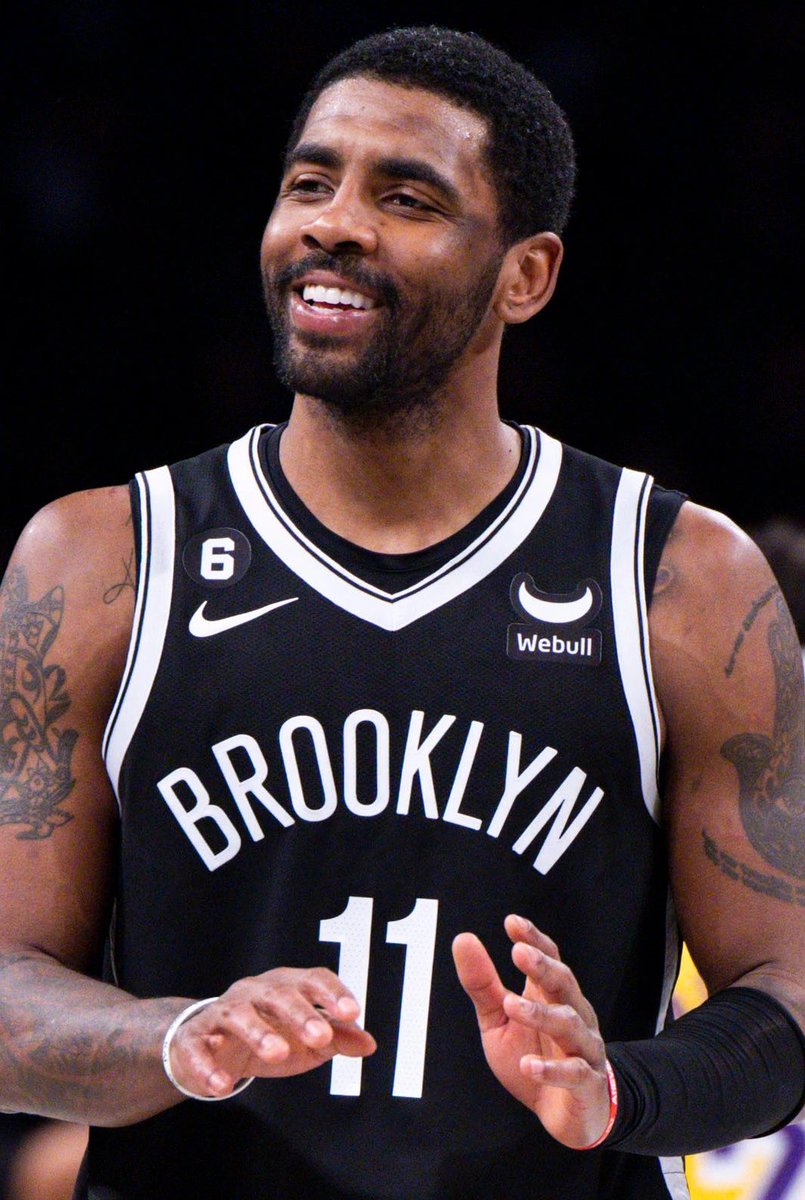 Mavs_FFL's tweet photo. TRADE: Kyrie is headed to Dallas for Doe Doe, Dinwiddie, a 2029 first and second round picks. 

#MFFL https://t.co/JkIztjaLay
