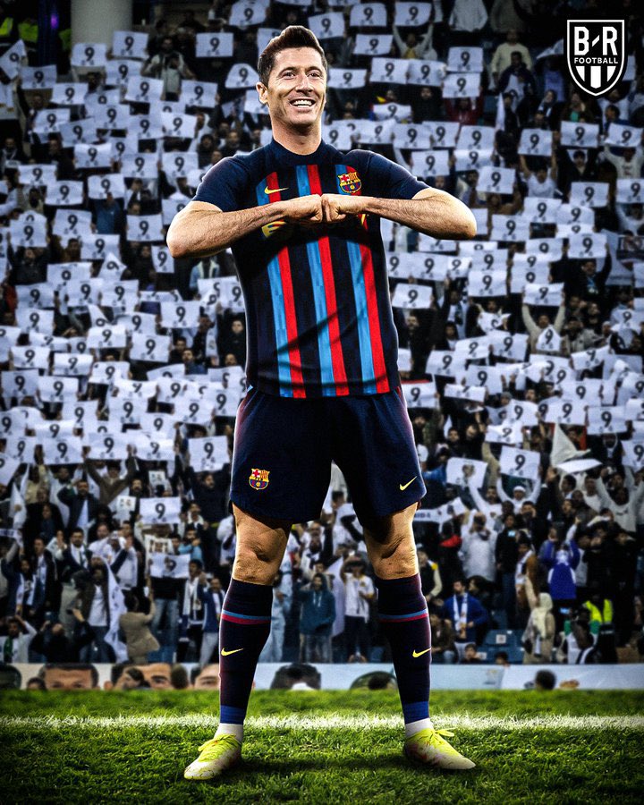 Ghana_Ronaldo's tweet photo. Barcelona about to dismantle Sevilla tonight to send a strong warning to other football teams especially Man Utd … Dembele , Lewandowski and Pedri masterclass loading 🔥🔥🔥
#BarcaSevilla https://t.co/8HFFBtHt6f