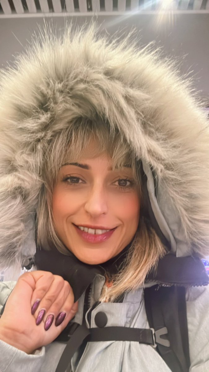 aristourgima19's tweet photo. Make happy be happy! Despite of bad weather 😘 #İstanbul #coldweather #storm #snow #rain #acupofcoffee #travel #travelphotography #makehappybehappy #tourguide #tourday #colorsoftheworld #beautifulmind #optimistic #love https://t.co/w1vtDZQrNN