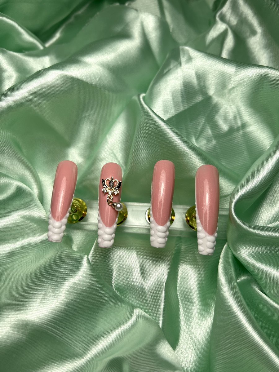 mxthildx78's tweet photo. Ongles dans le 78 📍 nailsart &amp; bijoux illimités ✨
30€ 💅🏻
Insta : thilda.nails 📸 https://t.co/YrpKKlRrmN