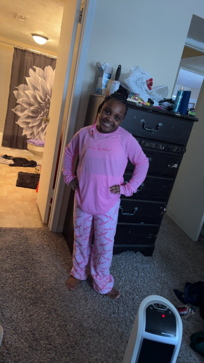 VintageSolChild's tweet photo. Kimora has been bugging me to find her some Baby Phat. I finally found some Baby Phat items and she’s the happiest kid ever. She knows I named her after @OfficialKimora because she was one of my favorite designers! https://t.co/F5lLKxgElX