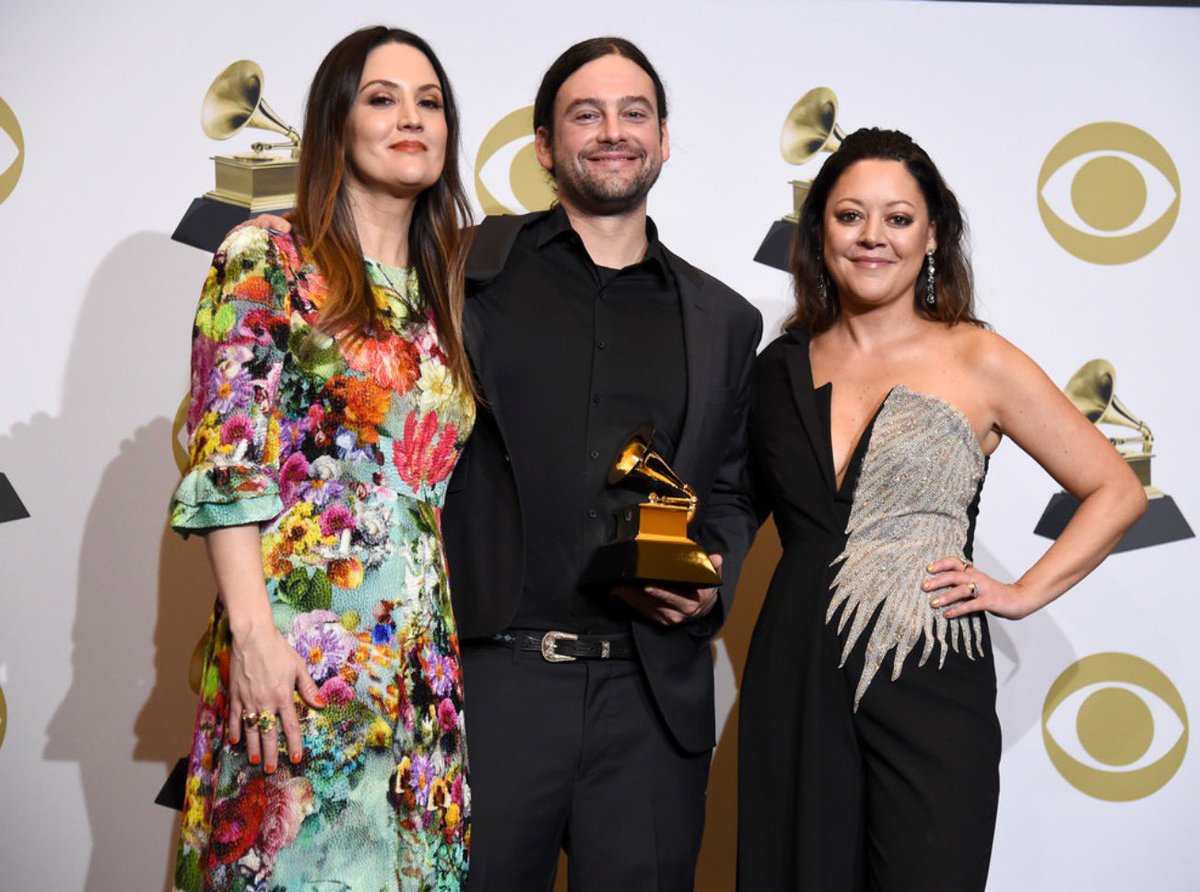 Aaron Raitiere (@aaronraitiere) on Twitter photo a great memory of a great night - cheesin with Nashvilles most talented Hillary Lindsay and <a href="/nataliehemby/">Natalie Hemby</a>. #GRAMMYs
🎧 orcd.co/illneverloveag… a great memory of a great night - cheesin with Nashvilles most talented Hillary Lindsay and <a href="/nataliehemby/">Natalie Hemby</a>. #GRAMMYs
🎧 orcd.co/illneverloveag…