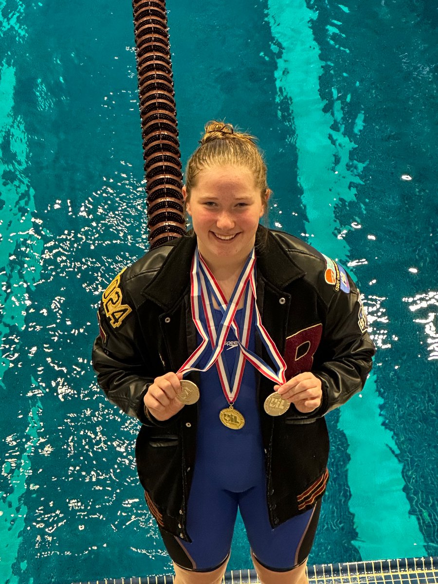 Very special congrats to Ella M!! 🌟🏊‍♀️
Our Raider is going to State! 🥳

Ella medaled in 3 events🏅-
50 free, 2nd 💥
100 free, 2nd 💥
200 free relay, 1!! 🏆
We are very proud! Way to race, Ella!!💪🏊‍♀️