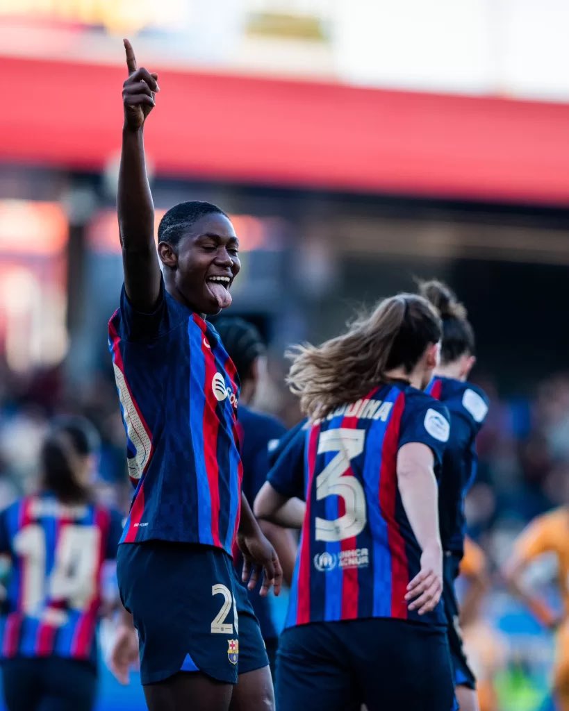 BlackArrowFC's tweet photo. Asisat Oshoala. She is her.

The Queen of Nigeria is running the game in Europe. Three hat-tricks in her last four games for FC Barcelona Femeni. Just five days ago she hit 100 club goals. Ayra Starr said it best, a ticking dynamite. Oshoala is a true Super Falcon 🇳🇬 https://t.co/2uGKYX2xYR