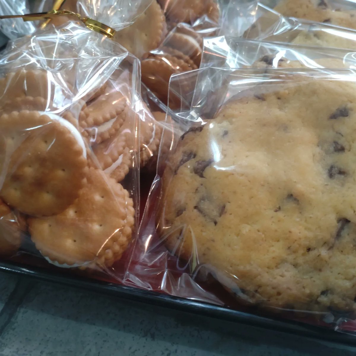 Petitefleur2147's tweet photo. パンとケーキとクッキーと

#沖縄市⁡
⁡#泡瀬⁡⁡
⁡#お弁当⁡
⁡#日替わり⁡
⁡#パン⁡⁡
⁡#クッキー
⁡#焼き菓子⁡
⁡#日替わりパン
#行楽弁当⁡⁡⁡
⁡ https://t.co/zmbcLwQfE4