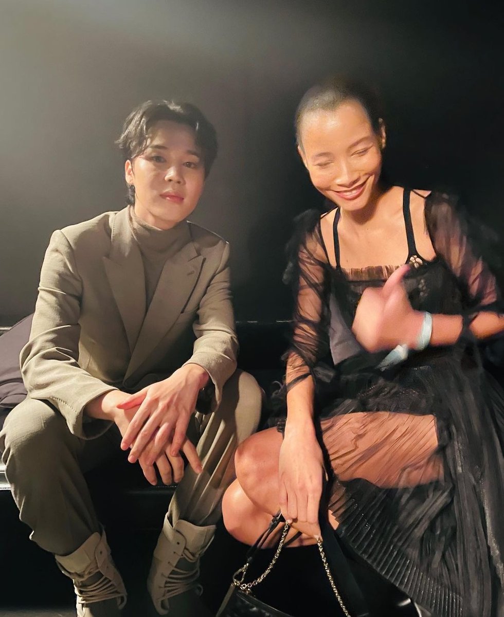 JAMJAMPICS's tweet photo. jimin &amp; model lineisy montero 📸 https://t.co/sPv6Ur9UbU