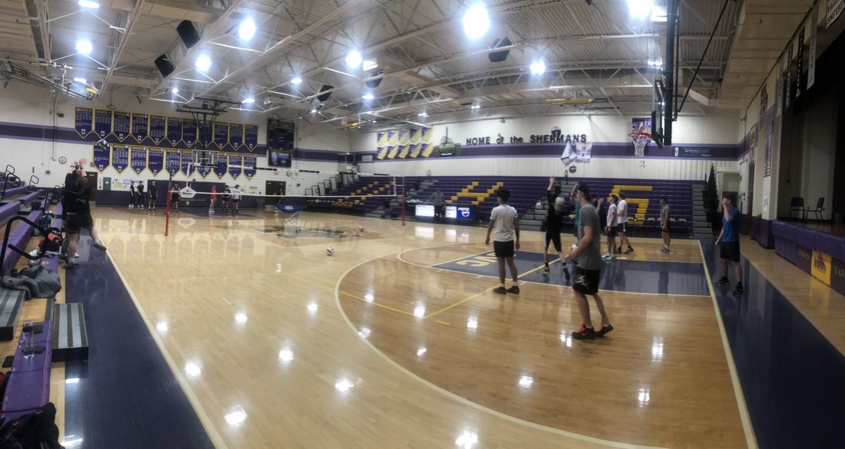 natstulley's tweet photo. UNIOTO FANS 💜💛 @UHSsportsNEWS 
@mthornsberry 
If this doesn’t excite you it should  
Josh and I had 17 guys show up to test the whiteball tonight with a definite 3 others coming that couldn’t make it 
How freaking exciting is this? https://t.co/mwnyt1etDd