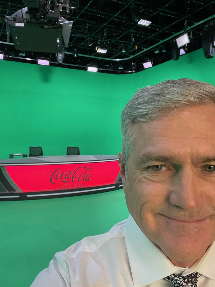 Breaking_Limits's tweet photo. Our guy is back in the studio this season and we’re pretty excited about it. Anyone else watching the Clash right now?! #NASCAR #NASCARCLASH https://t.co/Hj8hh9PMAt