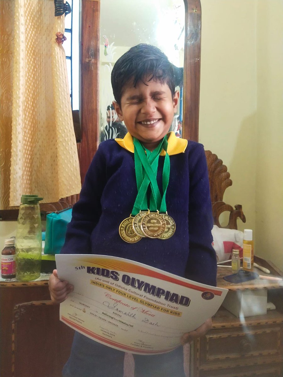 Bimal4jajpur's tweet photo. ମୋ ସାନପୁଅ ସମର୍ଥ (ରିଥୁଲ) କୁ Kids Olympiad (LKg) ରେ Math /Eng /Drawing/GK (4subject) ରେ 4 Gold Medal ମିଳିଛି.
School Name : Kidzee
Raghunathpur , Bbubaneswar @MoParivarOdisha @iamsunandadas https://t.co/607X9LevE8