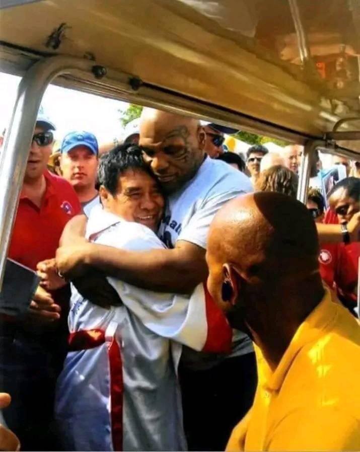 RikToranzo's tweet image. #Púas and #Tyson