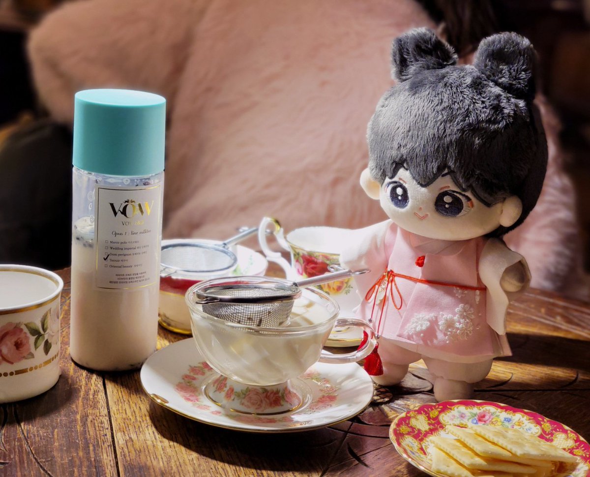 2월 7일 내스급 한유진의 생일을 축하하며 RT 이벤트 합니다♥ 두분께 솜솜이(20깅/10깅), 오비츠(11/22/24), usd(보크스바디기준) 중 한 벌 원하시는 한복을 만들어 드려요. (재판매 금지/유진이 인형에 착용)
유진이의 행복한 생일을 축하합니다🎉