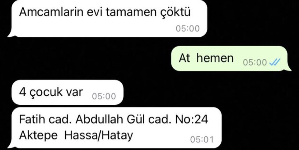 #DEPREMOLDU sesimizi duyuralim yayalim arkadaslar acil